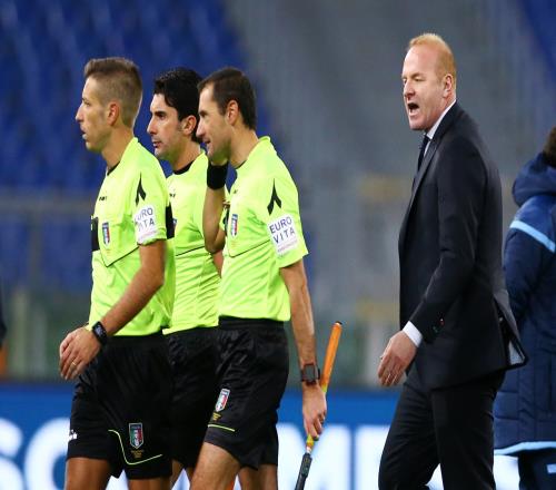 詹皇戴发带,战旗飘扬,联盟震撼,皇冠体育app下载,皇冠体育官网,澳门皇冠体育,bet皇冠体育在线