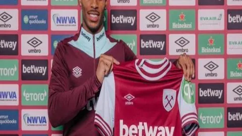 馬龍輕鬆取笑哈登奇才首戰40分，稱其易如反掌